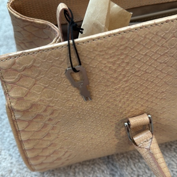 Brahmin Satchel | tan Embossed Leather | Structured Top Handle Bag - Picture 7 of 13